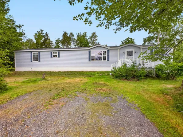 1050 Waddens Ct, Westville, NS B0K 2A0