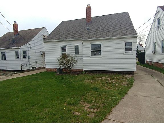 4th image of 15913 Edgewood Ave