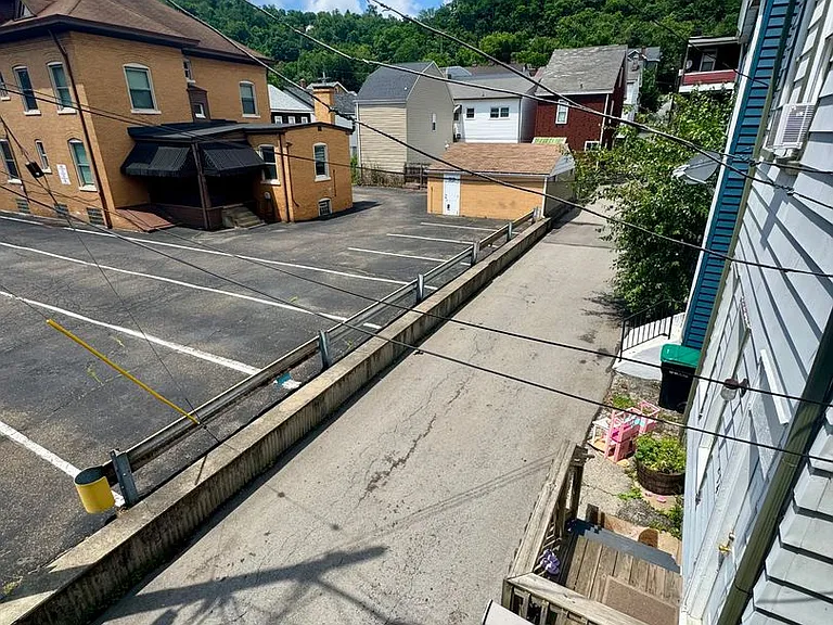 212 Church Street — Photo 33