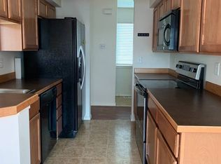7121 Fairweather Dr, Anchorage, AK 99518