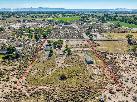 3rd image of 1844 Bell Aire Ln