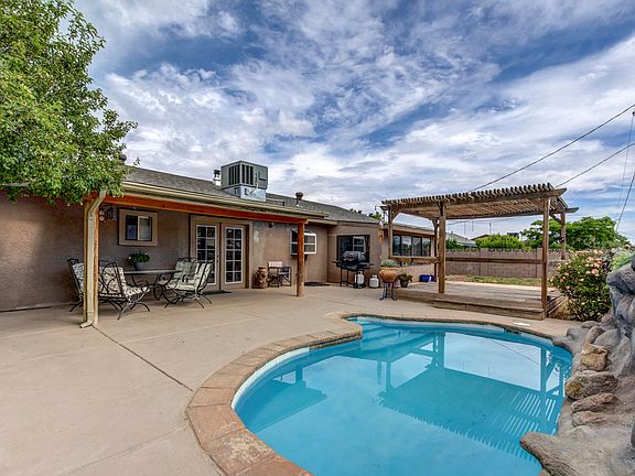2nd image of 8463 E Sommer Dr