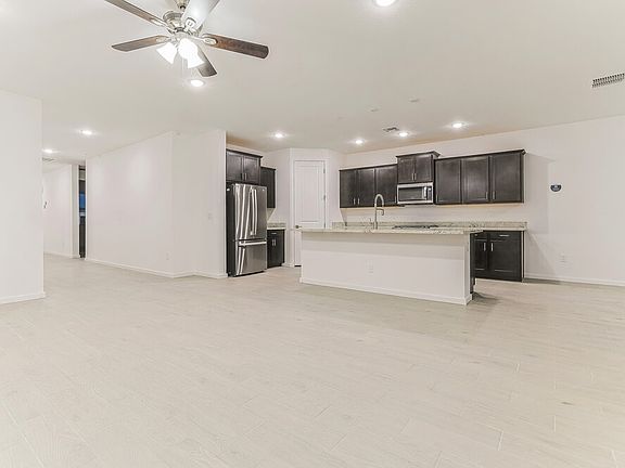 5th image of 4576 W Hannah St
