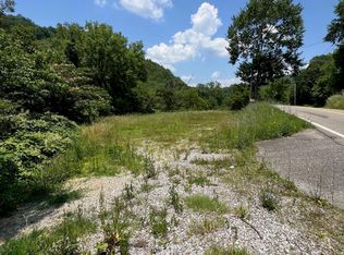 626-632 Briceville Hwy, Lake City, TN 37769