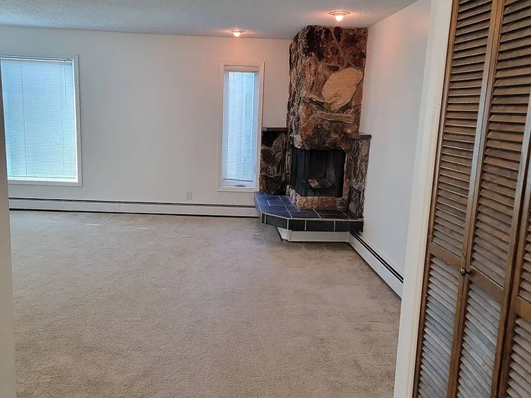 705 N St — Photo 4