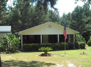40 Ira Gilbert Rd, Laurel, MS 39443
