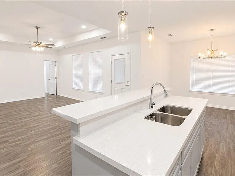 432 Gonzalez Dr — Photo 4