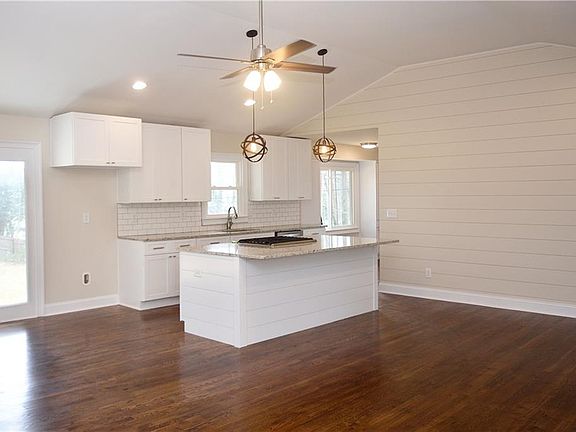 4th image of 4999 Joy Ln