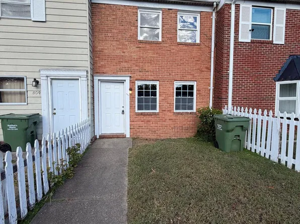 807 Bellows Ave, Fredericksburg, VA 22405