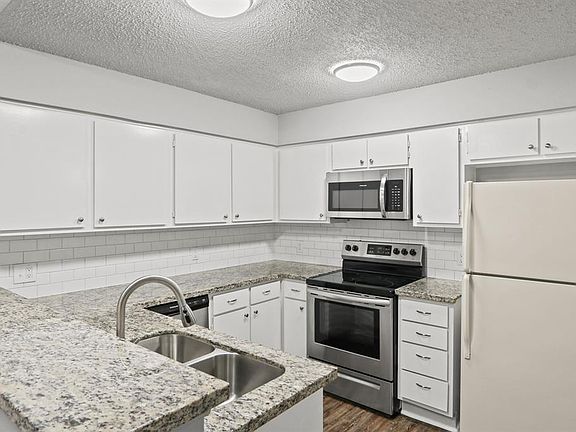 5th image of 2510 Grants Lake Boulevard #33