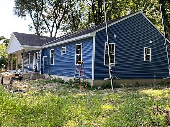 4th image of 2242 Clearview Ave