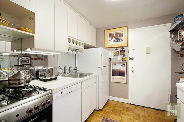 Sold by Halstead Real Estate | media 8