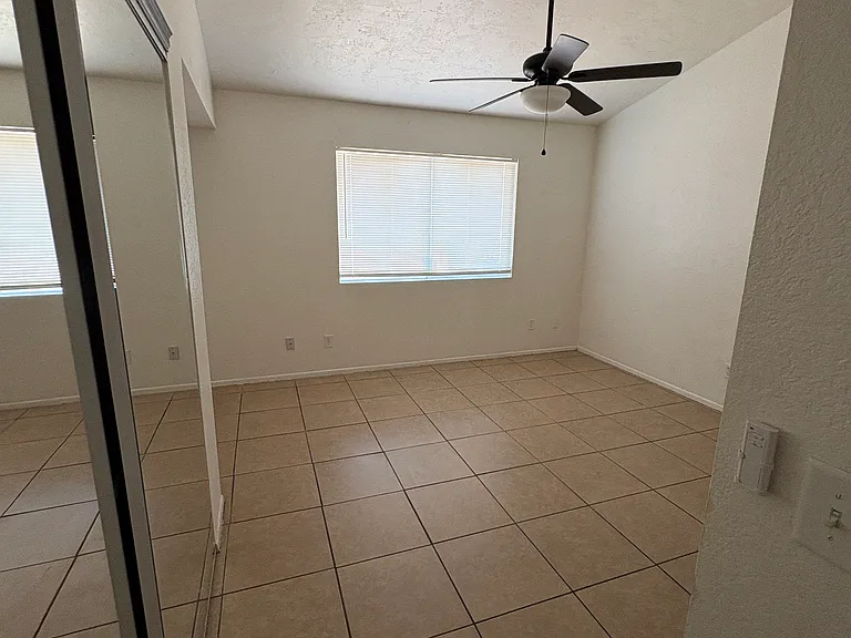 1654 W Twin Ridge Rd — Photo 6