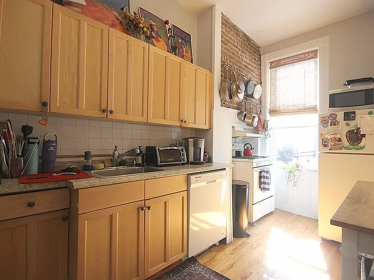 1222 Park Ave #2 — Photo 5