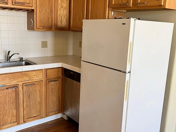 5th image of 505 Faxon Ave APT 2