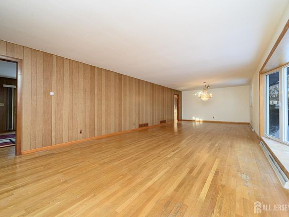 4th image of 1821 Englishtown Rd