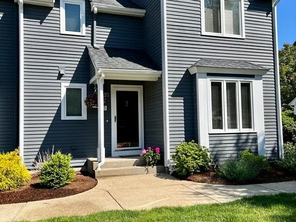 45 Bay Farm Rd, Duxbury, MA 02332