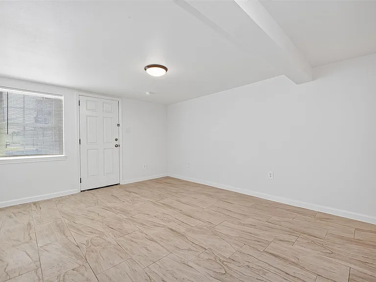 4901 Stimson St #8 — Photo 9