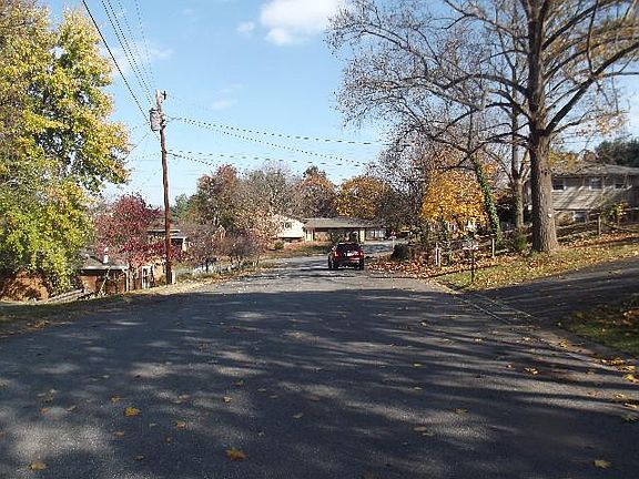 5th image of 4218 Hillbrook Cir