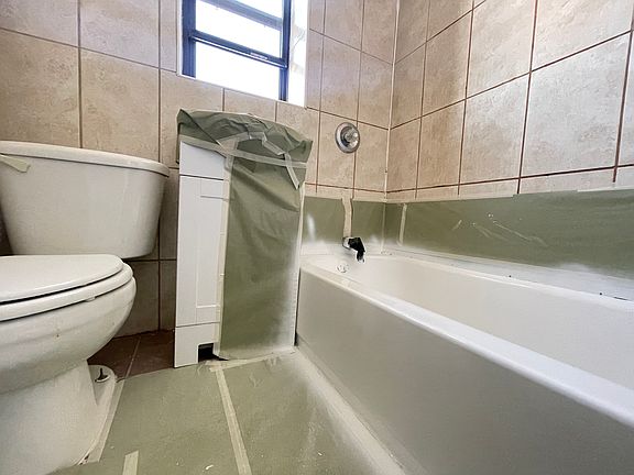 4th image of 225 Academy St #43E