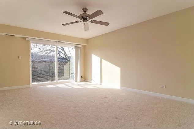 909 Buccaneer Dr APT 5 photo 1