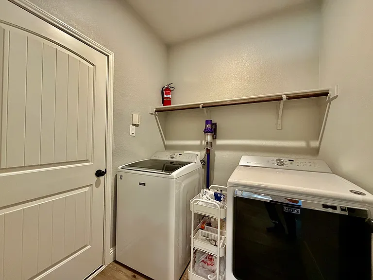 9220 Stewart St — Photo 26