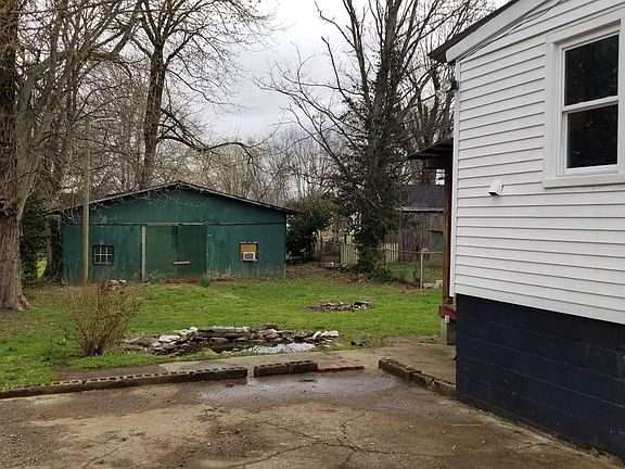 2nd image of 204 Scotland Ave