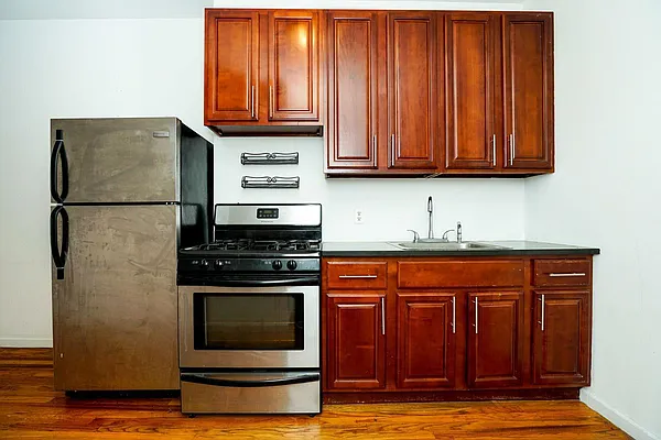 Rented by Nooklyn NYC LLC | media 17