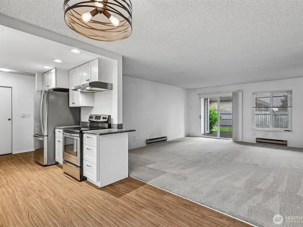 8823 Holly Drive #A102, Everett, WA 98208