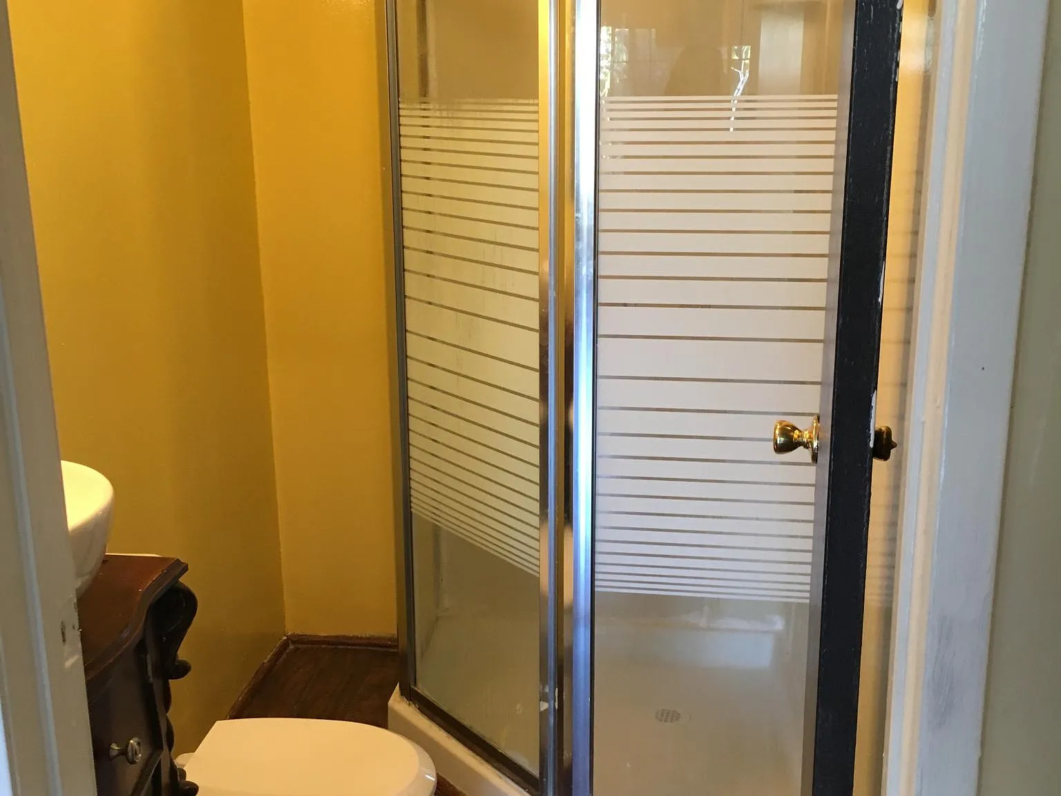Studio, 400 sqft, $2,500 — Photo 3