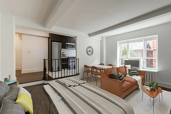 Rented by Stonehenge NYC LLC | media 2