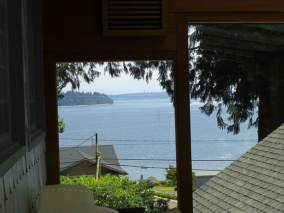 Sound and Blake Island view from Sun Room