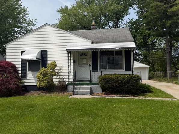 21819 Shakespeare Ave, Eastpointe, MI 48021