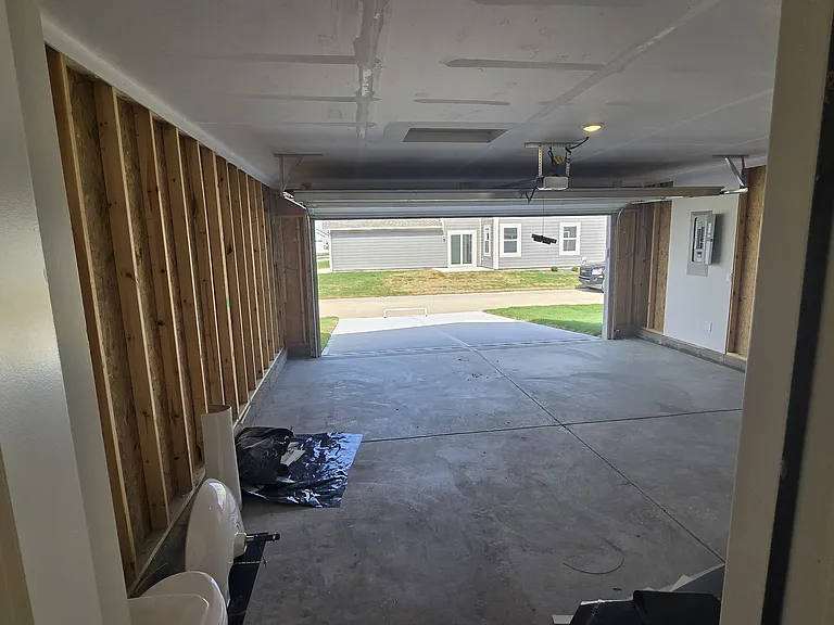 436 Eisenhower St — Photo 19