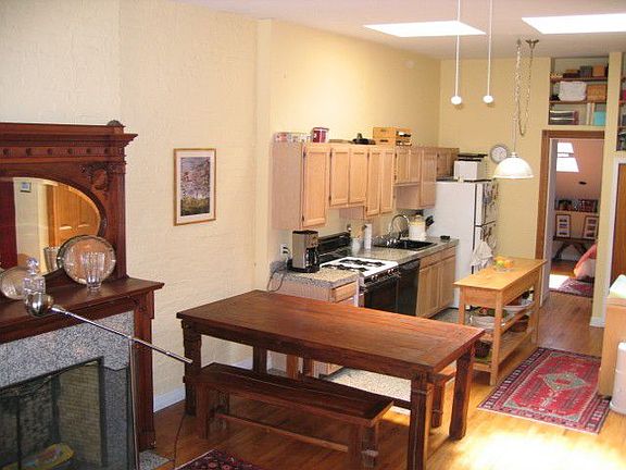4th image of 167 W 85th St APT 6