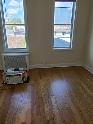 Rented by Astoria Park Realty Group Inc | media 9