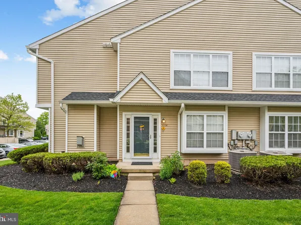 5704 Baltimore Dr, Marlton, NJ 08053