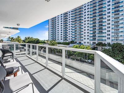 2401 Collins Ave APT 507, Miami Beach, FL, 33140
