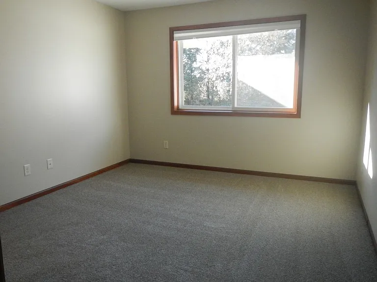 786 Plum Tree Ln — Photo 12