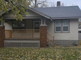 1590 W Waggoner St, Decatur, IL 62526