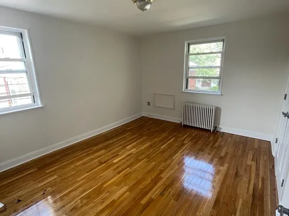 (undisclosed Address), Rockville Centre, NY 11570