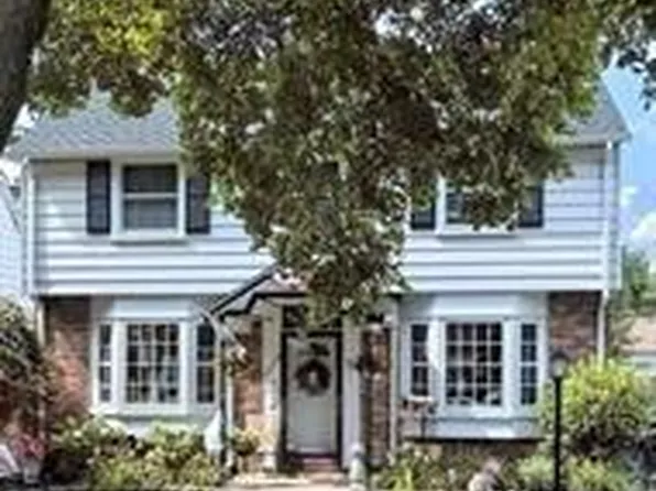 23114 Hollander St, Dearborn, MI 48128