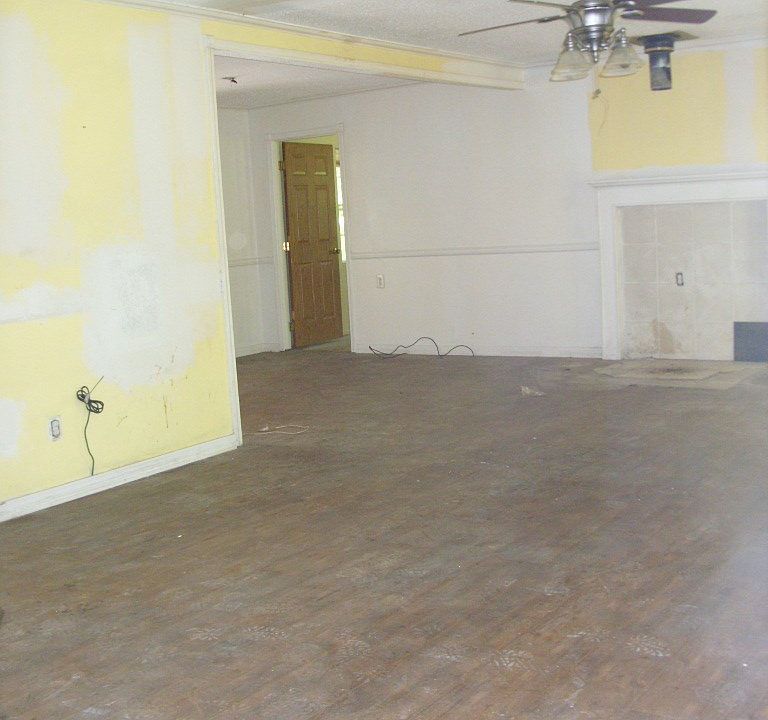 2nd image of 21 Po Box