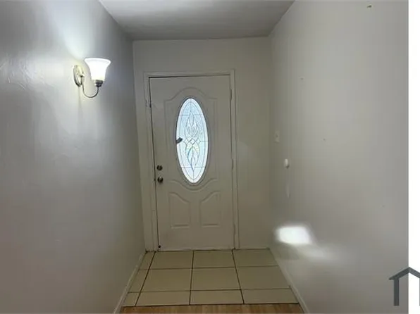 4805 Woodruff Dr, The Colony, TX 75056