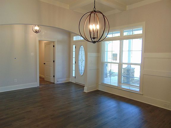 5th image of 315 Bonhill St