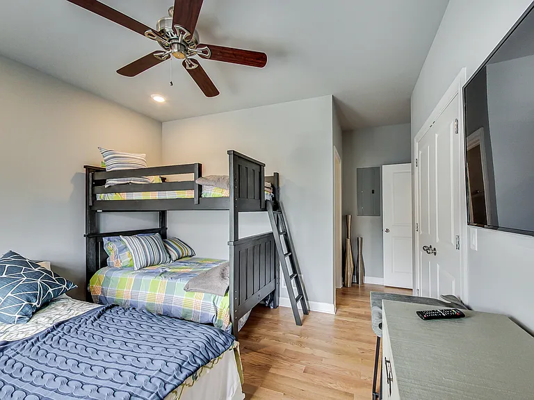 5117 S Kenwood Ave #101 — Photo 18