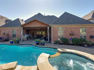 8225 Westwind Ln, North Richland Hills, TX 76182