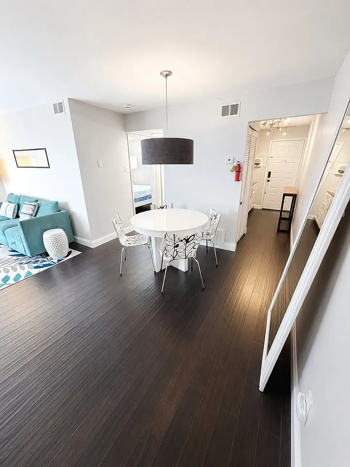 1 bed, 600 sqft, $1,295 — Photo 2
