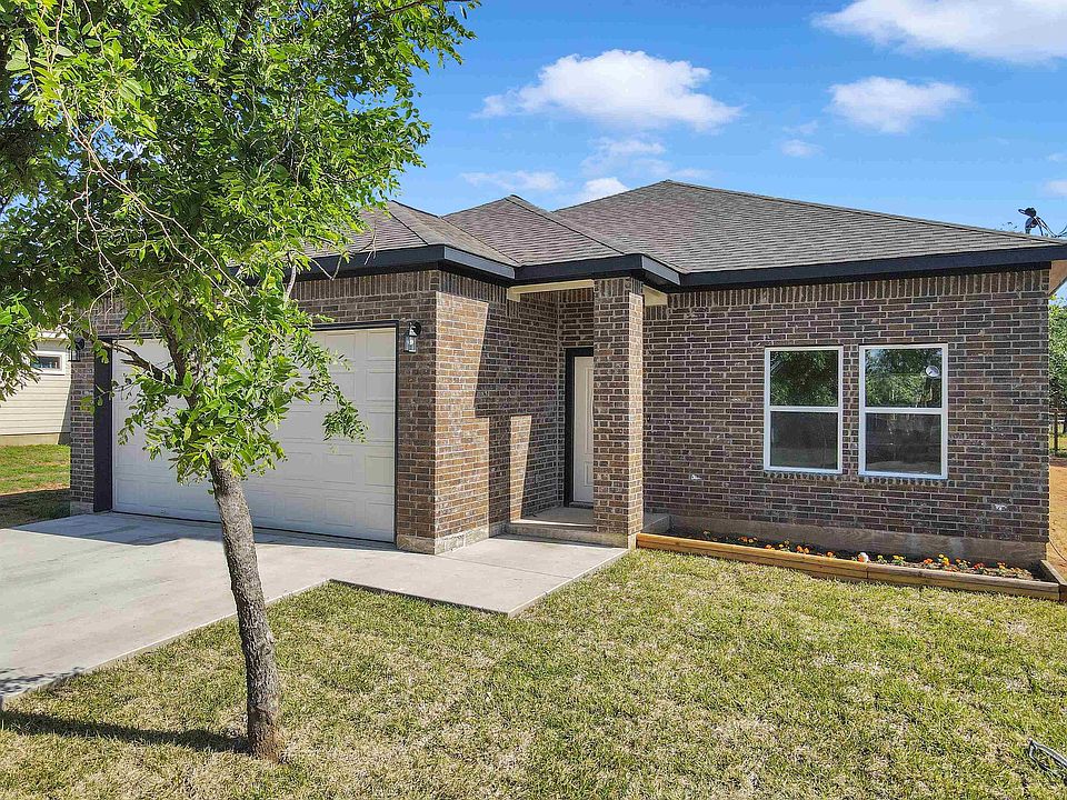 1st image of 110 Norwood Drive