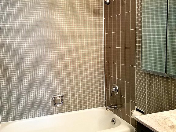 5th image of 3600 N Lake Shore Dr APT 2504